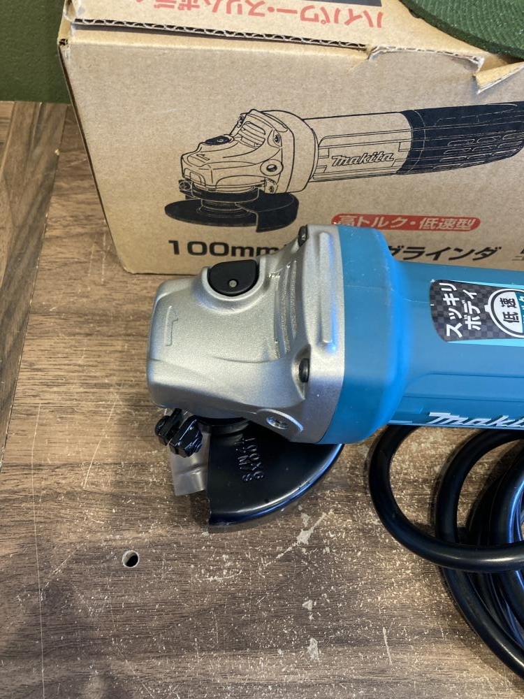 021■未使用品・即決価格■マキタ makita 100mmディスクグラインダ GA4032_画像4