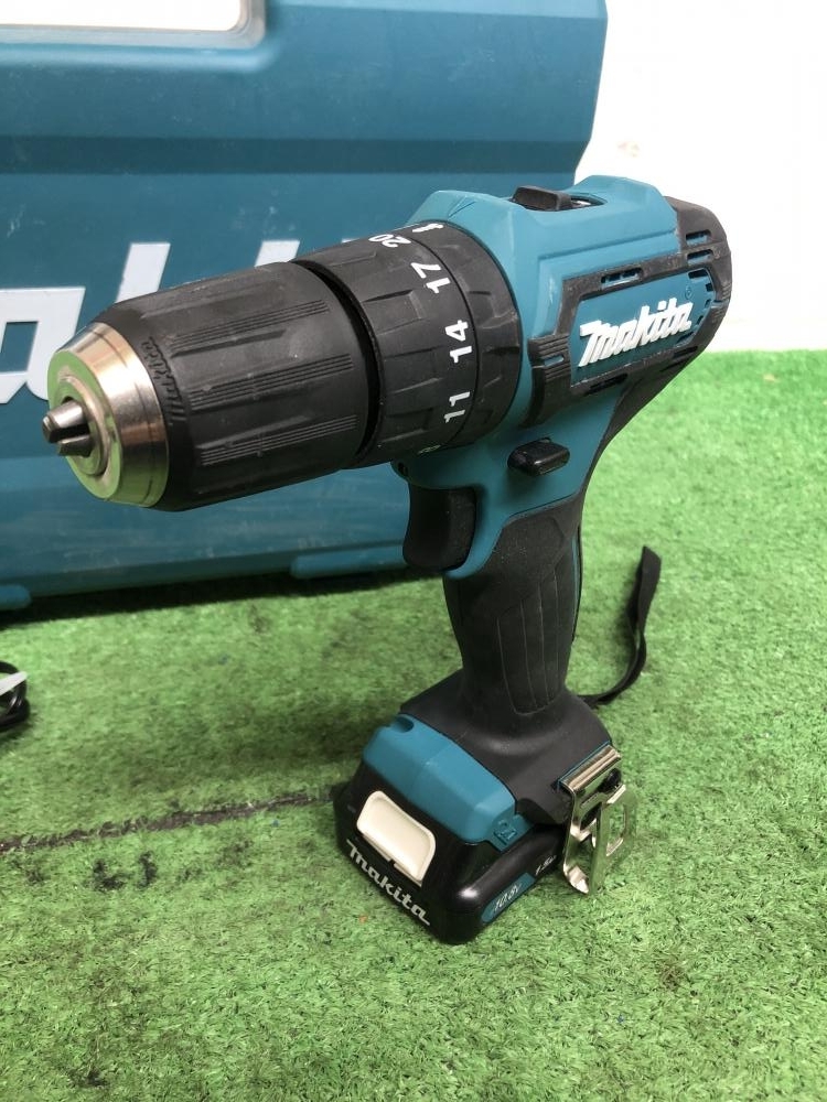 015●おすすめ商品●makita マキタ 充電式インパクトドライバ HP333DSHX ※充電器・バッテリー×2(1個未使用)_画像2