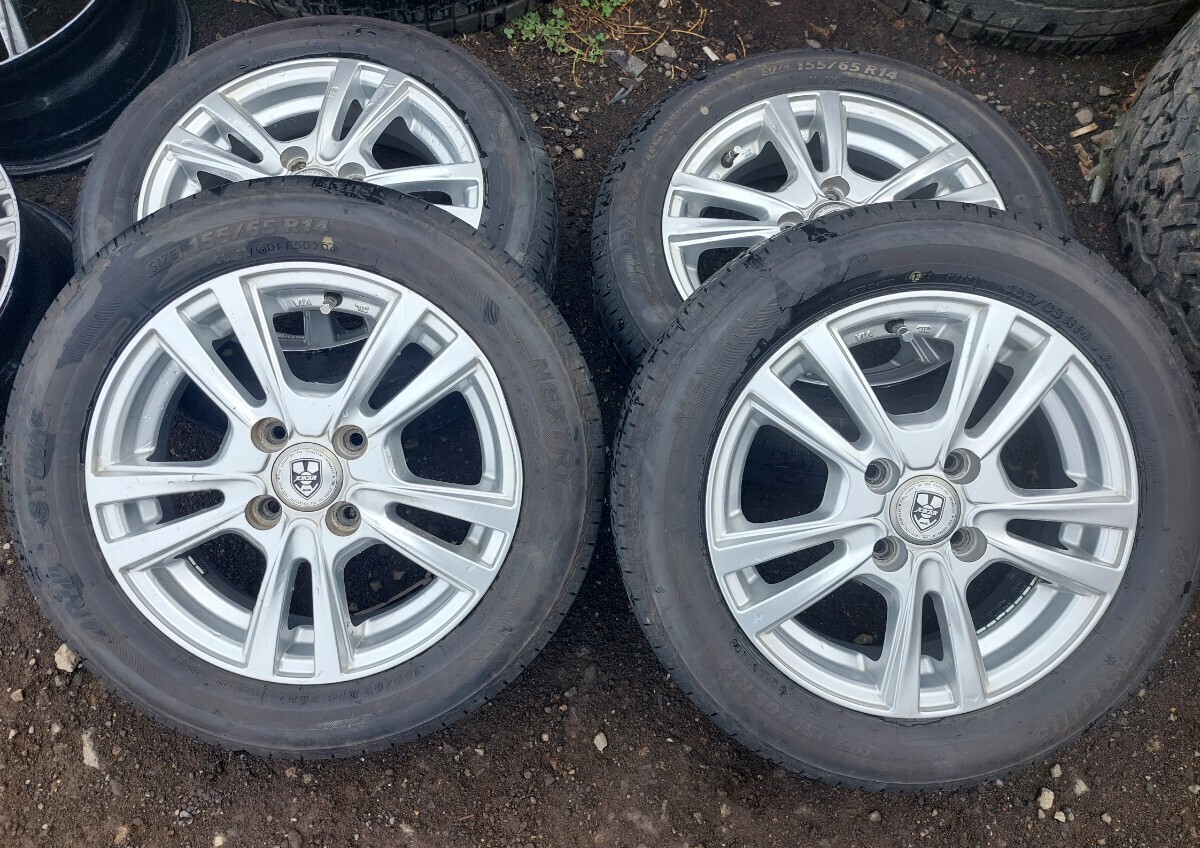 ウェッズ ジョーカースプレッド 14インチアルミホイール 14×4.5J ＋45 PCD100 4穴 タイヤBRIDGESTOnE NEXTRY 155/65 R14 軽自動車_画像1