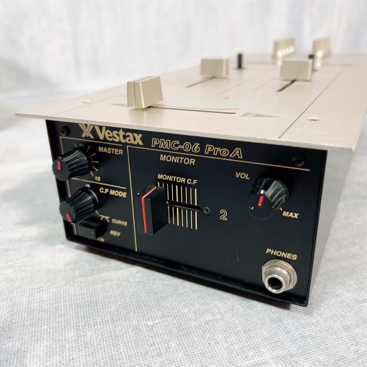 Z040 名機 VESTAX PMC-06 ProA DJ機材 アナログミキサーの画像2