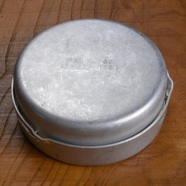 ドイツ軍放出品 アルミ製 バターケース [ 並品 ] 軍払下げ品 軍払い下げ品 カトラリー テーブルウェア 食器 洋食器の画像3