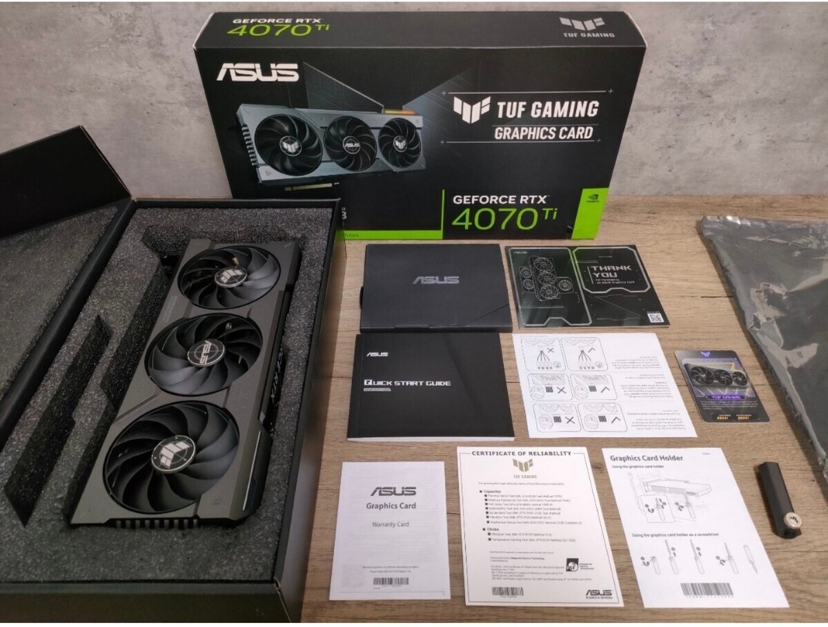 NVIDIA ASUS GeForce RTX4070Ti 12GB TUF GAMING 【グラフィックボード】の画像2