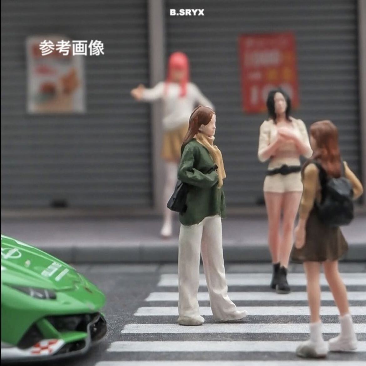 1/64 フィギュア　私服女子　模型　ジオラマ　トミカ、ホットウィール等のミニカーに！　_画像8