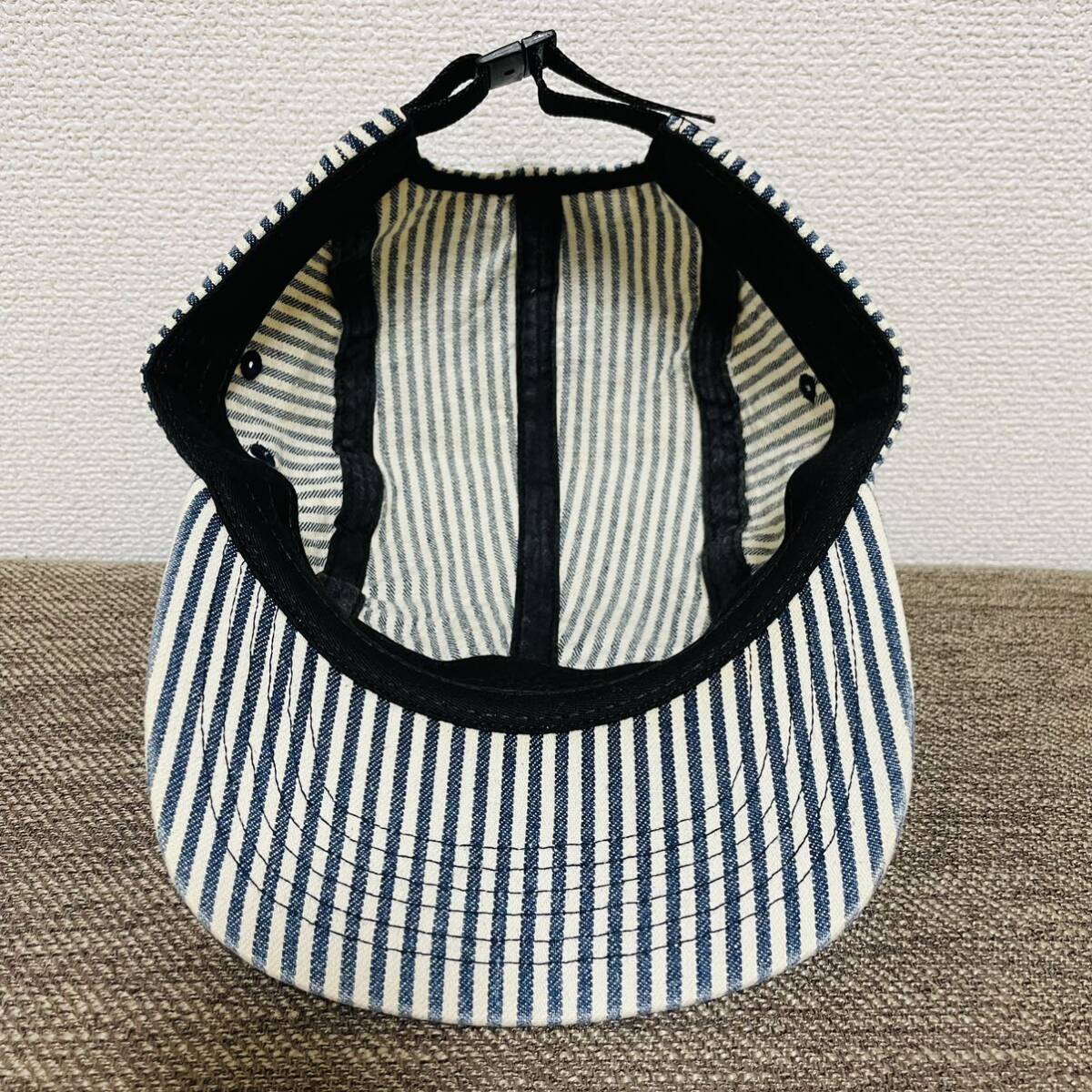 ほぼ新品 Supreme Denim Camp Cap Indigo Stripe Free 18ss 2018年 ストライプインディゴ デニム キャンプ キャップ ボックスロゴの画像5