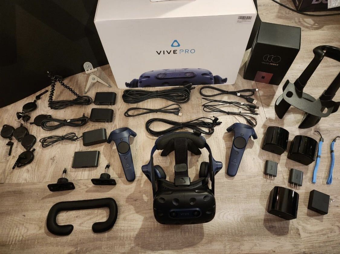 HTC VIVE Pro 2 フルセット 中古品 VRの画像1