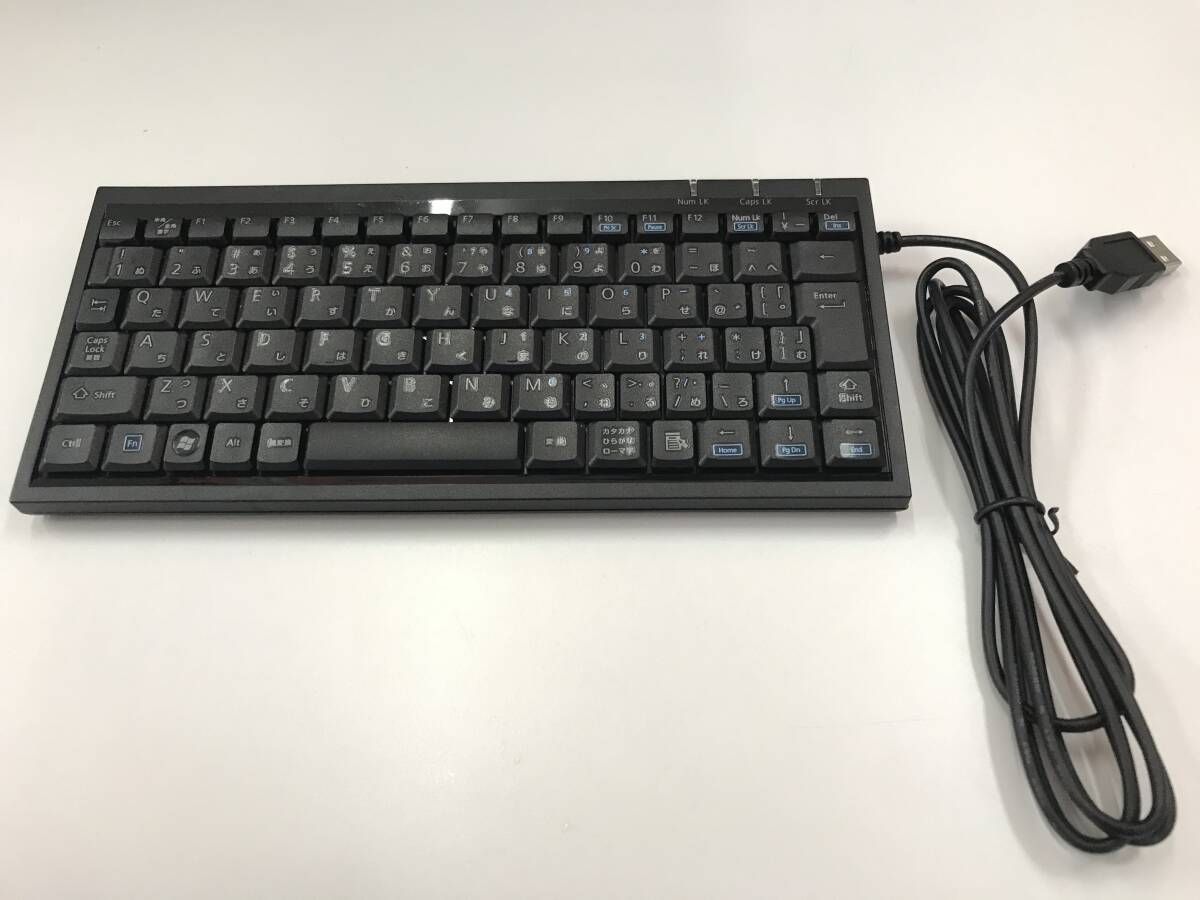 ELECOM エレコム 有線薄型ミニキーボード TK-FCP027BK ブラック USB の画像1