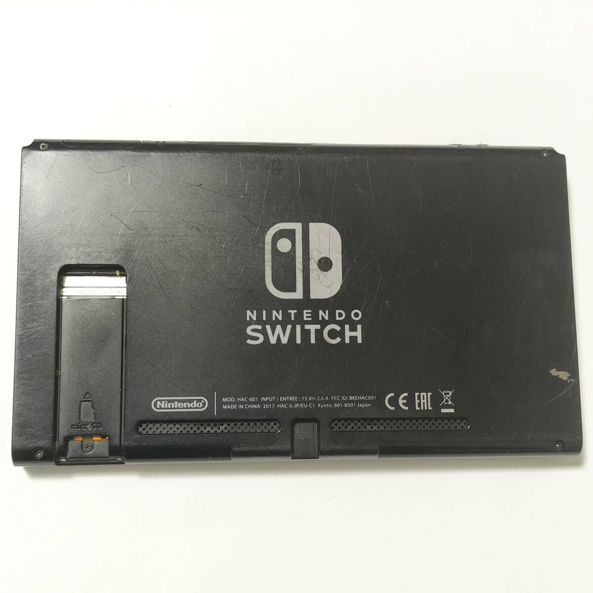 送料無料 動作未確認 Nintendo Switch ニンテンドー スイッチ 2017年製 未対策機 本体のみ HAC-001 ジャンク_画像2