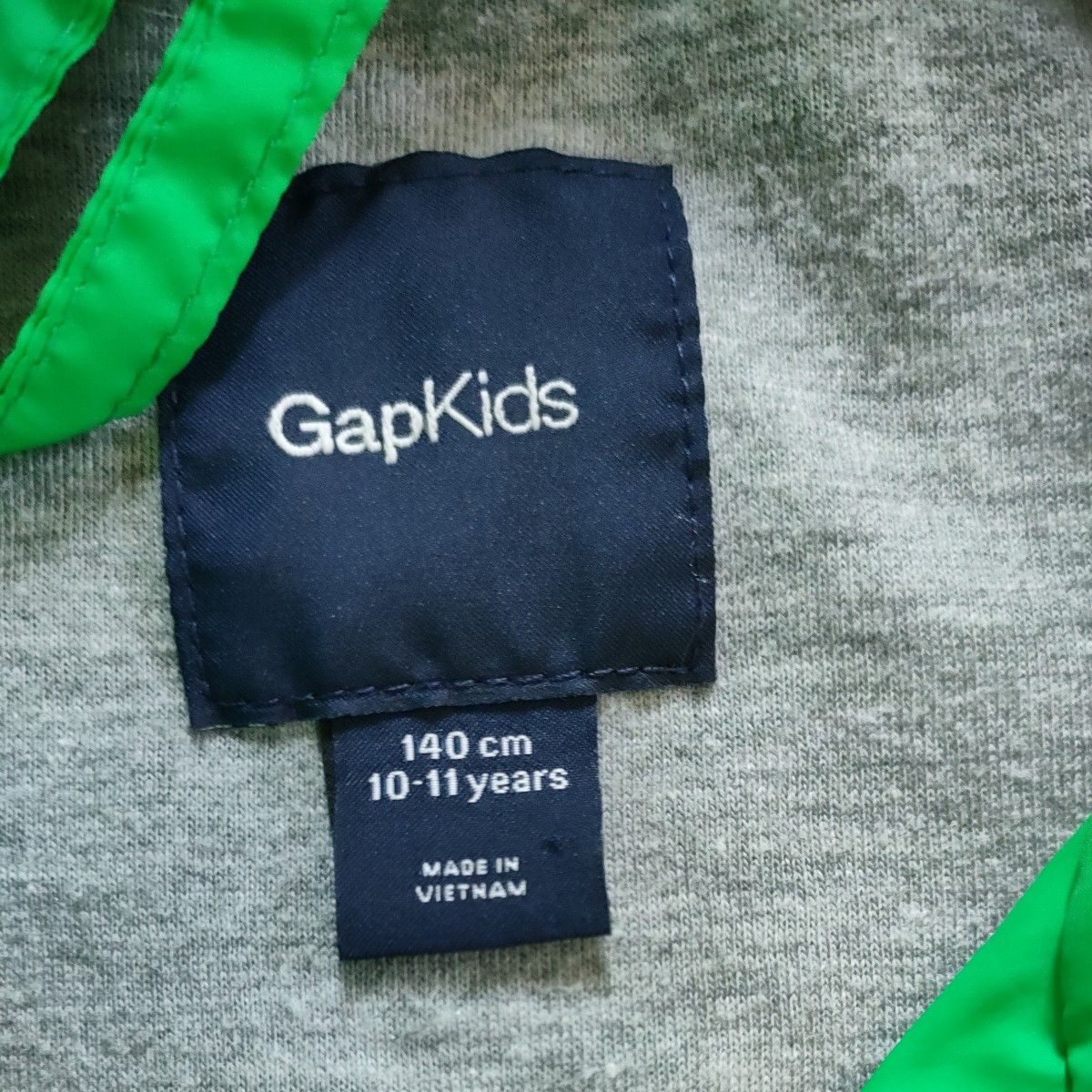 gap  ナイロンパーカー　 ナイロンジャケット　 ウインドブレーカー　140 グリーン