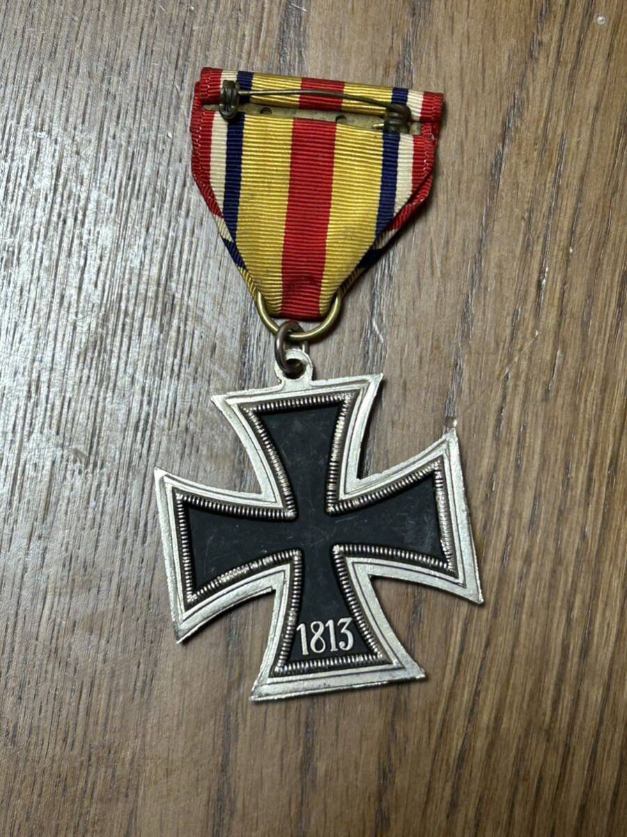 ドイツ軍の二級鉄十字章です 本物は不明ですの画像5