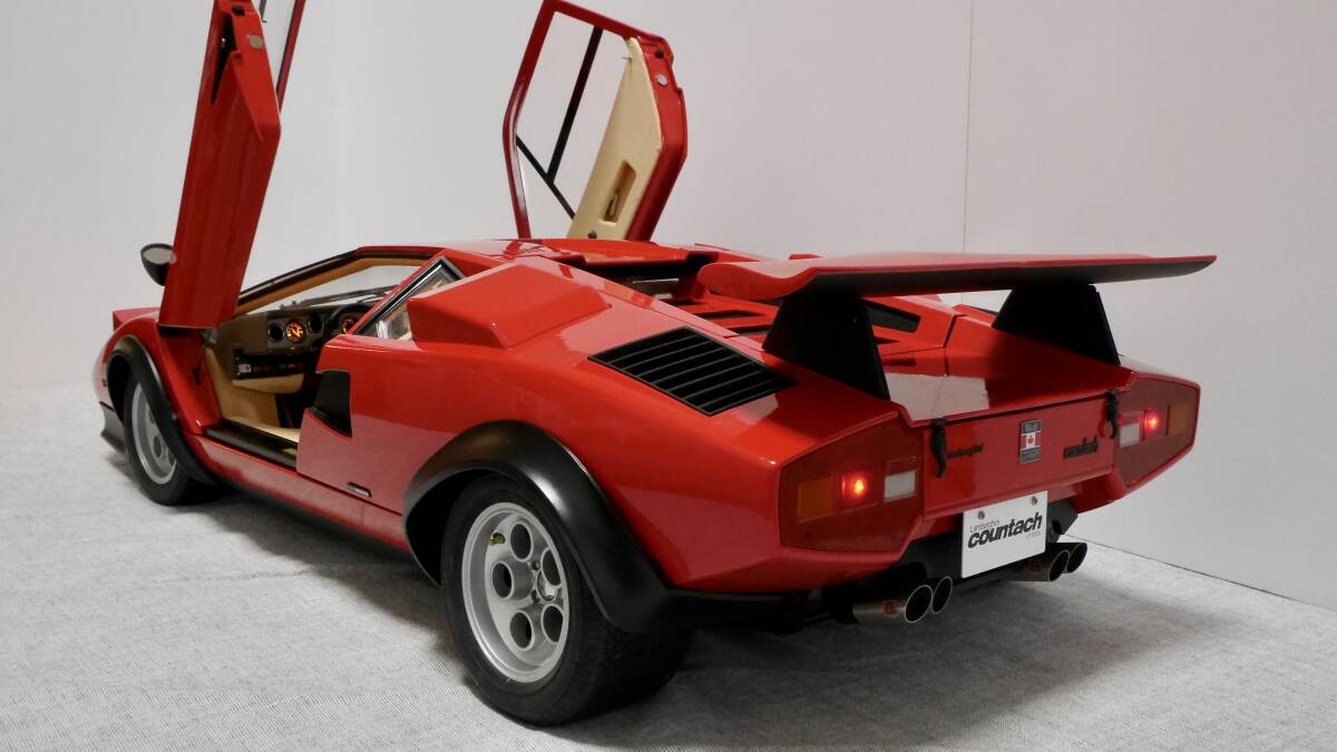 ● デアゴスティーニ 1/8スケール カウンタック LP500S 完成品 Deagostini Lamborghini Countach LP500S 1:8【ジャンク】の画像4