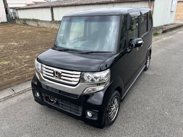 N-BOX＋カスタム　ターボ！両側電動スライドドア　低走行7万㎞台☆修復歴なし超美車☆車検２年満タン　社外品アルミホイール　TV,DVDナビ_画像3