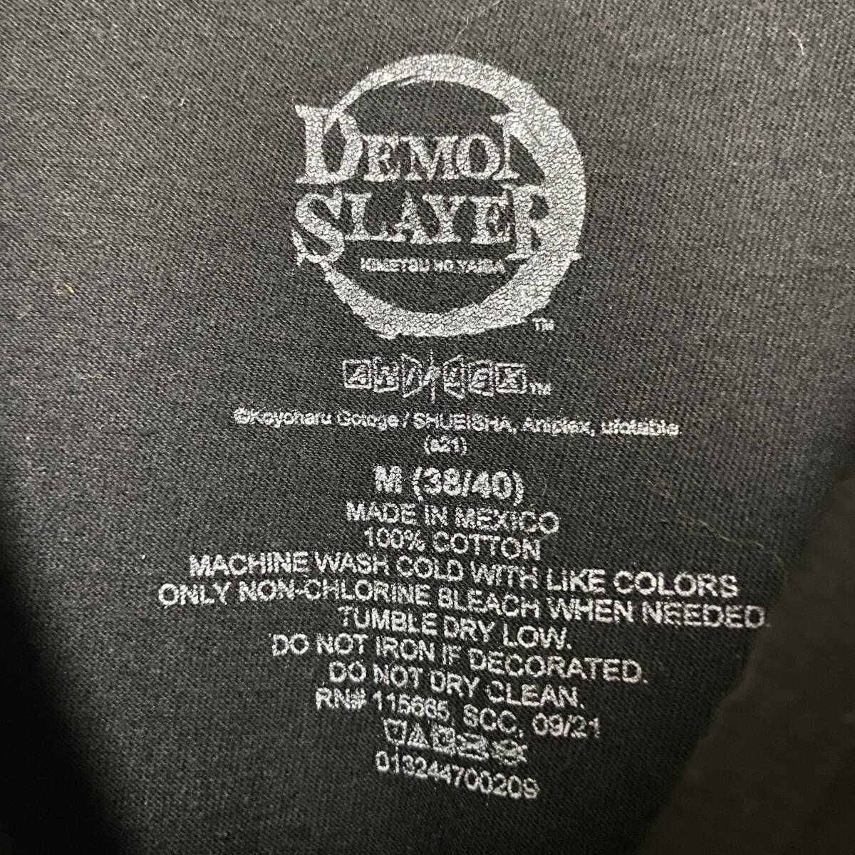 アメリカ古着　鬼滅の刃　半袖　Tシャツ　Demon slayer　Mサイズ　コットン　メキシコ製　【I56】