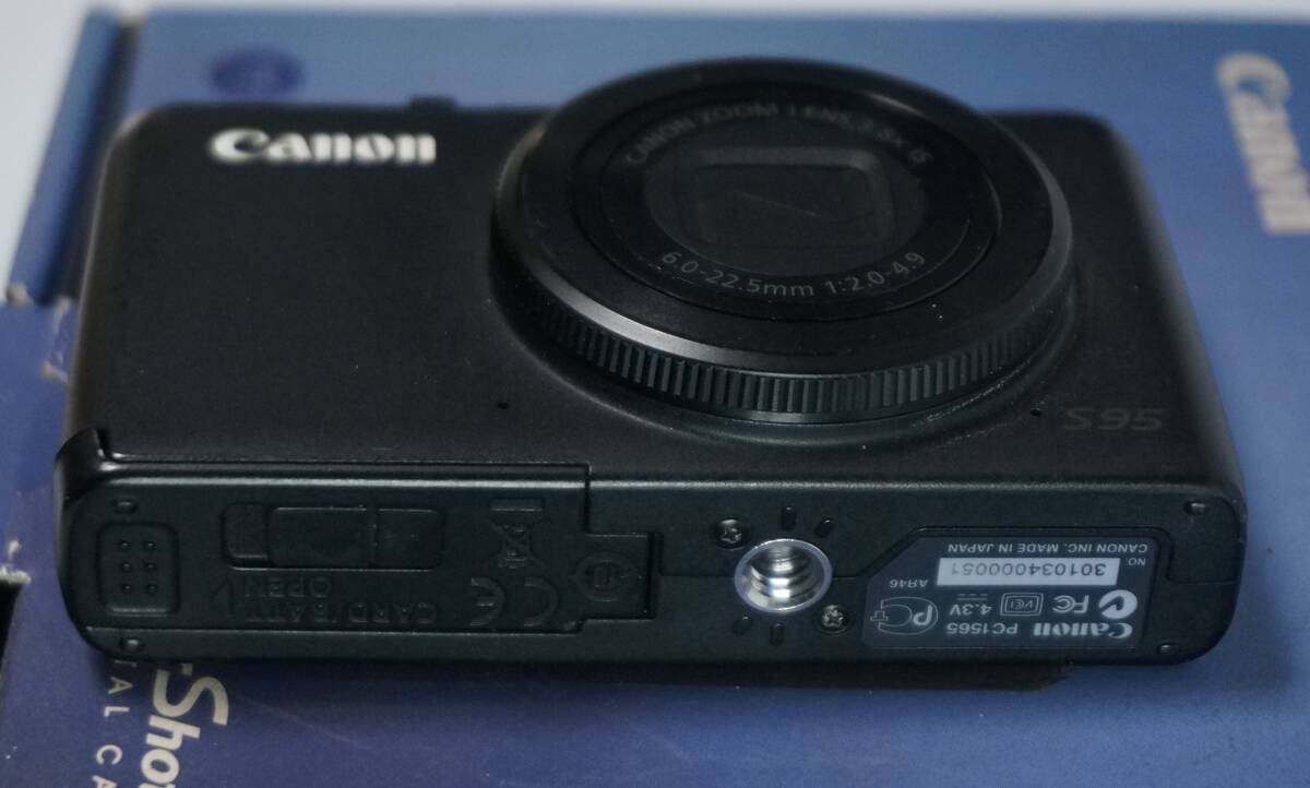 キャノン パワーショットS95　中古 Canon PowerShot S95 コンパクトデジタルカメラ_画像3