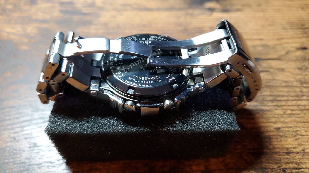 【美品】CASIO G-SHOCK GMW-B5000D-1JF フルメタルの画像4