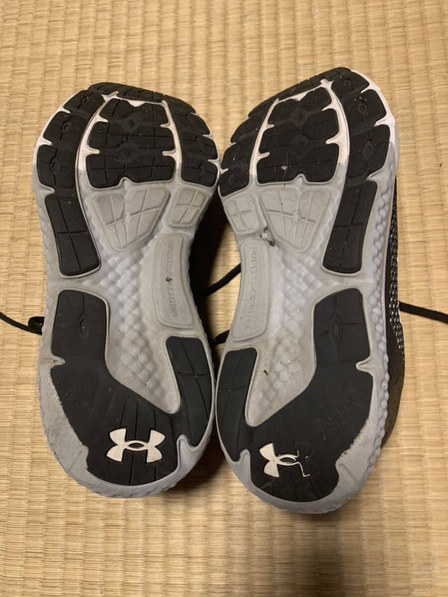 Under Armour アンダーアーム 3026020-002 UA CHARGED ROGUE3 EX WIDE チャージド ローグ3 エキストラ ワイド 26.5cm US8.5 4Eの画像8