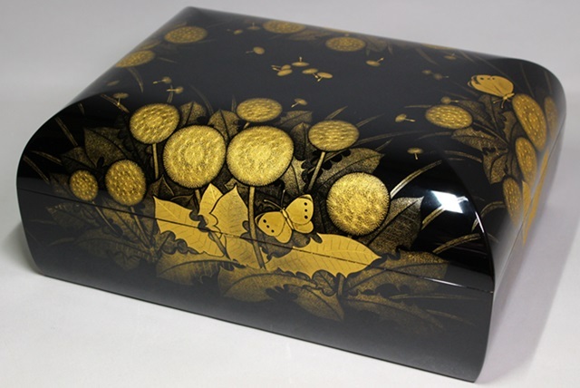 * art gallery class work human national treasure front history male gold-inlaid laquerware .... map box to hold letters wheel island paint . Takumi library ornament box natural tree lacquer paint 