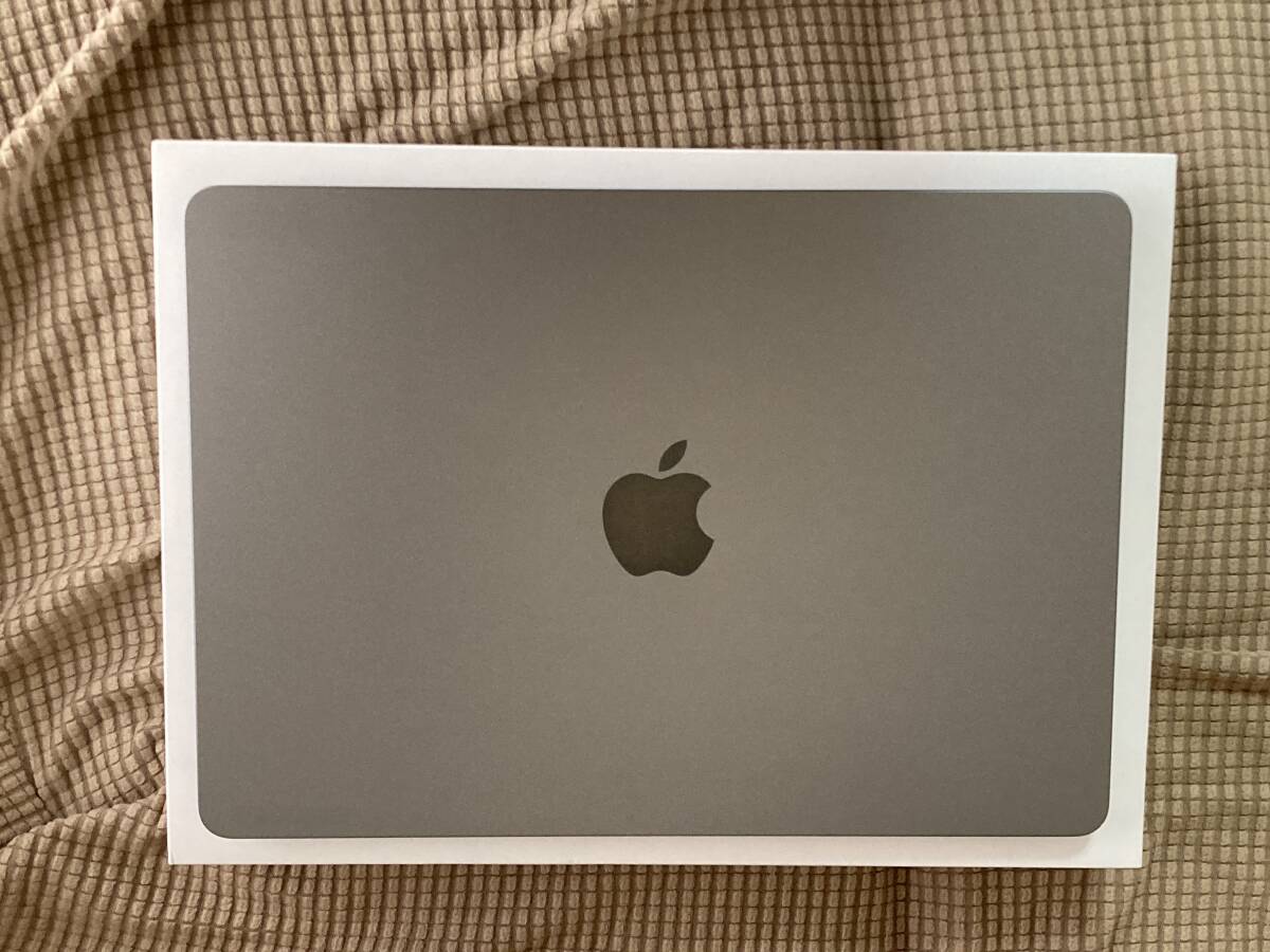 MacBook Air 2022 M2 A2681 MLXW3J/A 8GB/256GB スペースグレー の画像4