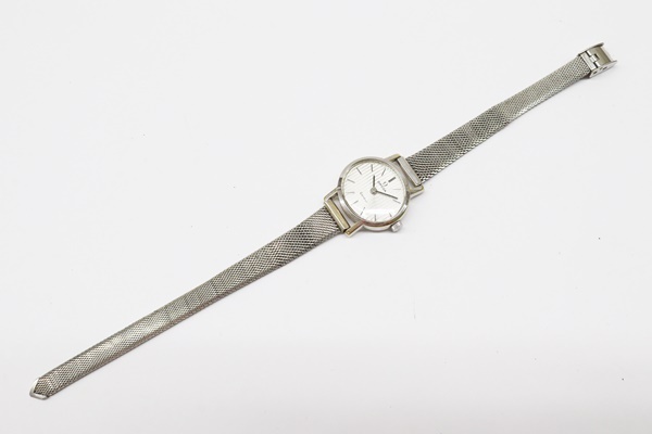  OMEGA オメガ ジュネーブ 腕時計 手巻き オーバル シルバー文字盤 レディース Geneve の画像6