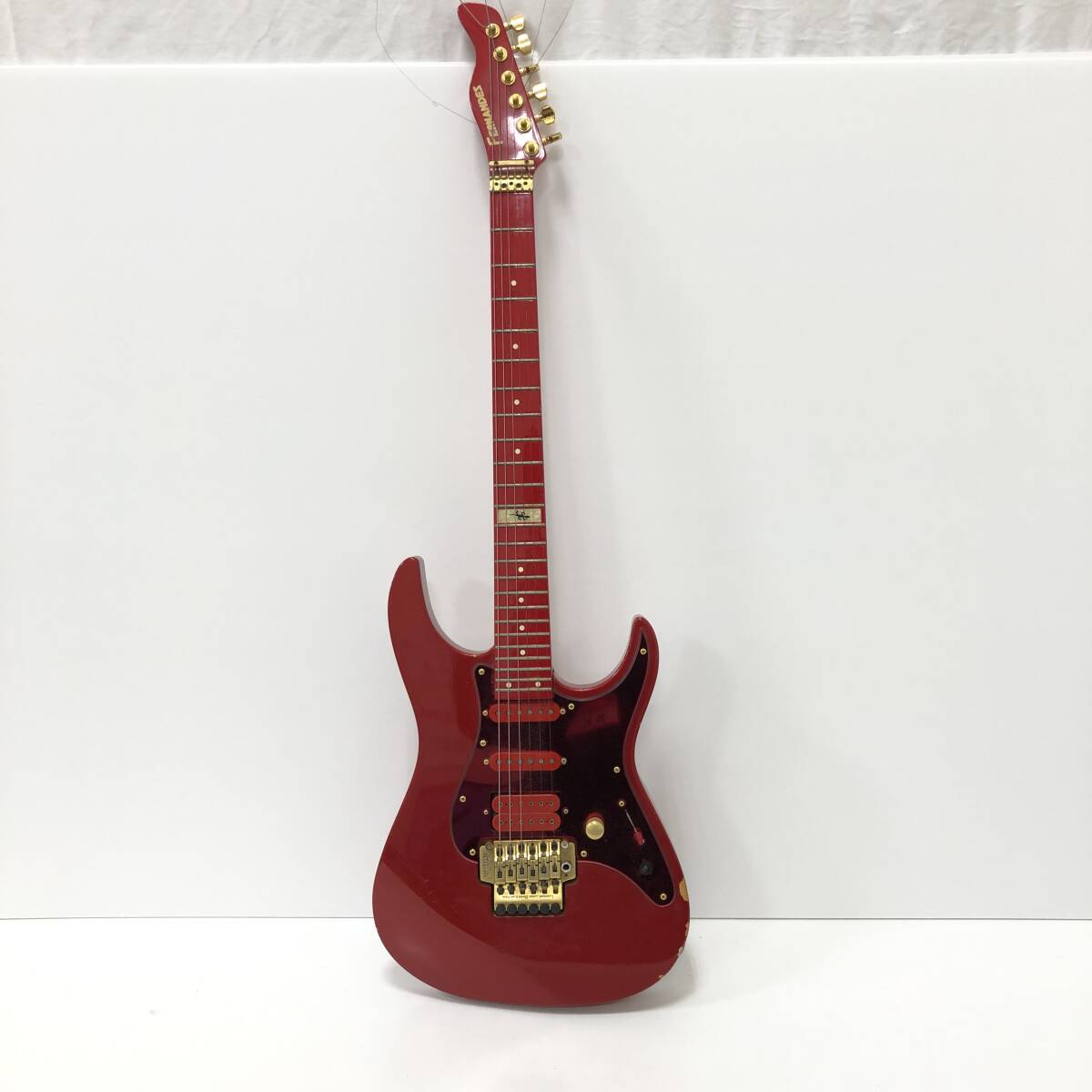 【1円～】FERNANDES フェルナンデス エレキギター FRT-5PRO-TRS 現状品 赤 RED レッド メタリック ジャンク ソフトケース付き【中古品】の画像1