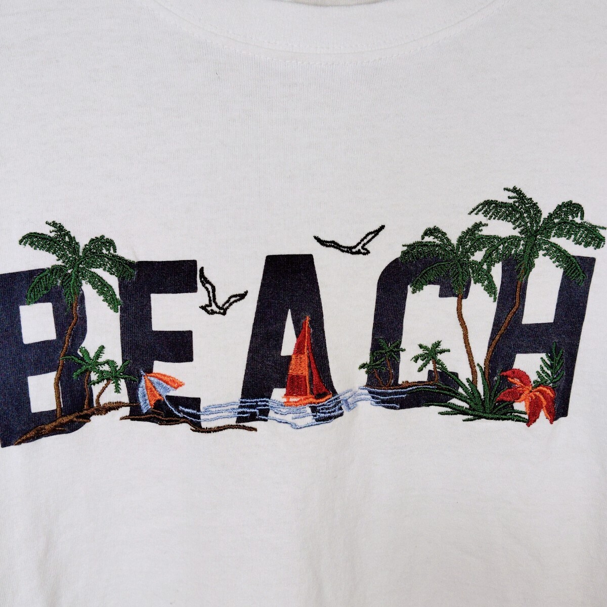 409 ハワイ　BEACH　Ｔシャツ　M　ホワイト コットン　刺繍