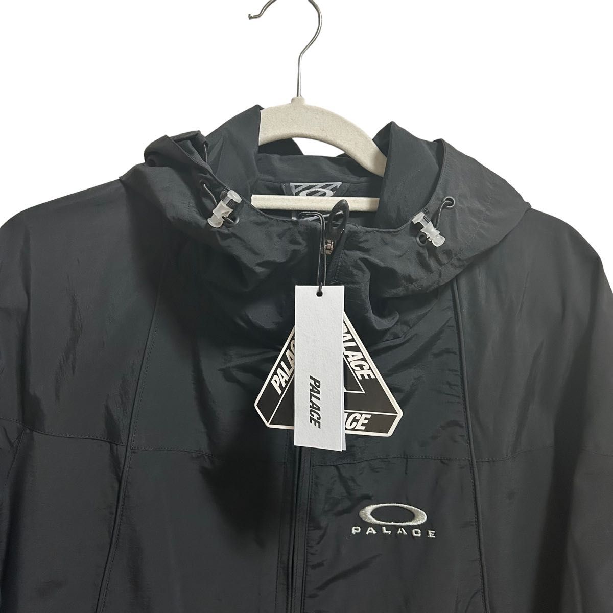 PALACE × OAKLEY NITROFUEL JACKET 23ss ブラック オークリー PALACE × OAKLEY NITROFUEL JACKET 23ss ブラック オークリー