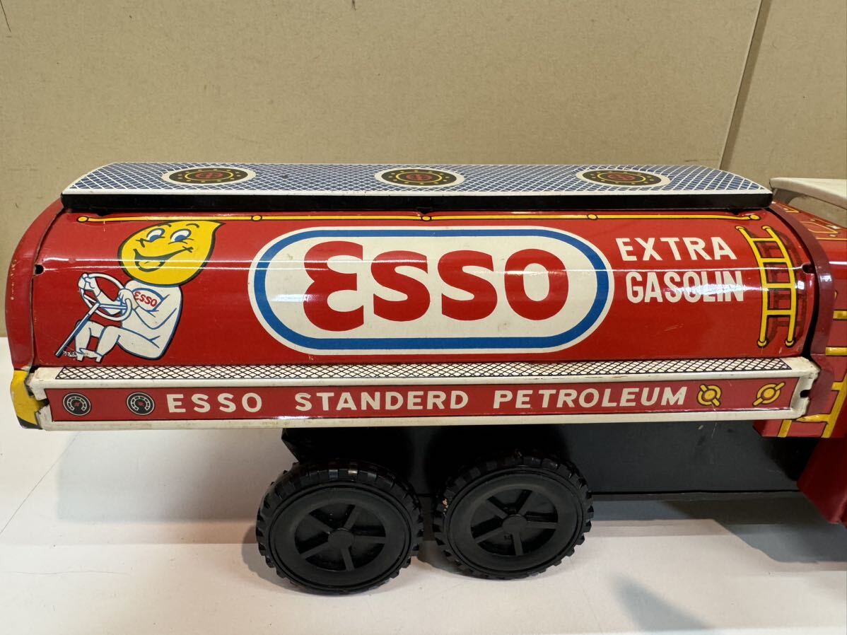 ●【希少 1円スタート!】CHEVROLET GASOLINE TRUCK ESSO 昭和レトロ ミニカー 当時物 FRICTION POWERED 外箱付属 ガソリントラック _画像5