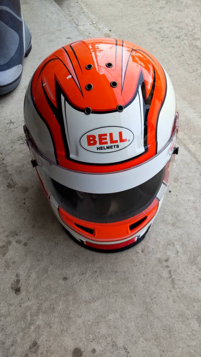 BELL四輪用ヘルメット RS3 PRO STORM RED中古品 の画像1