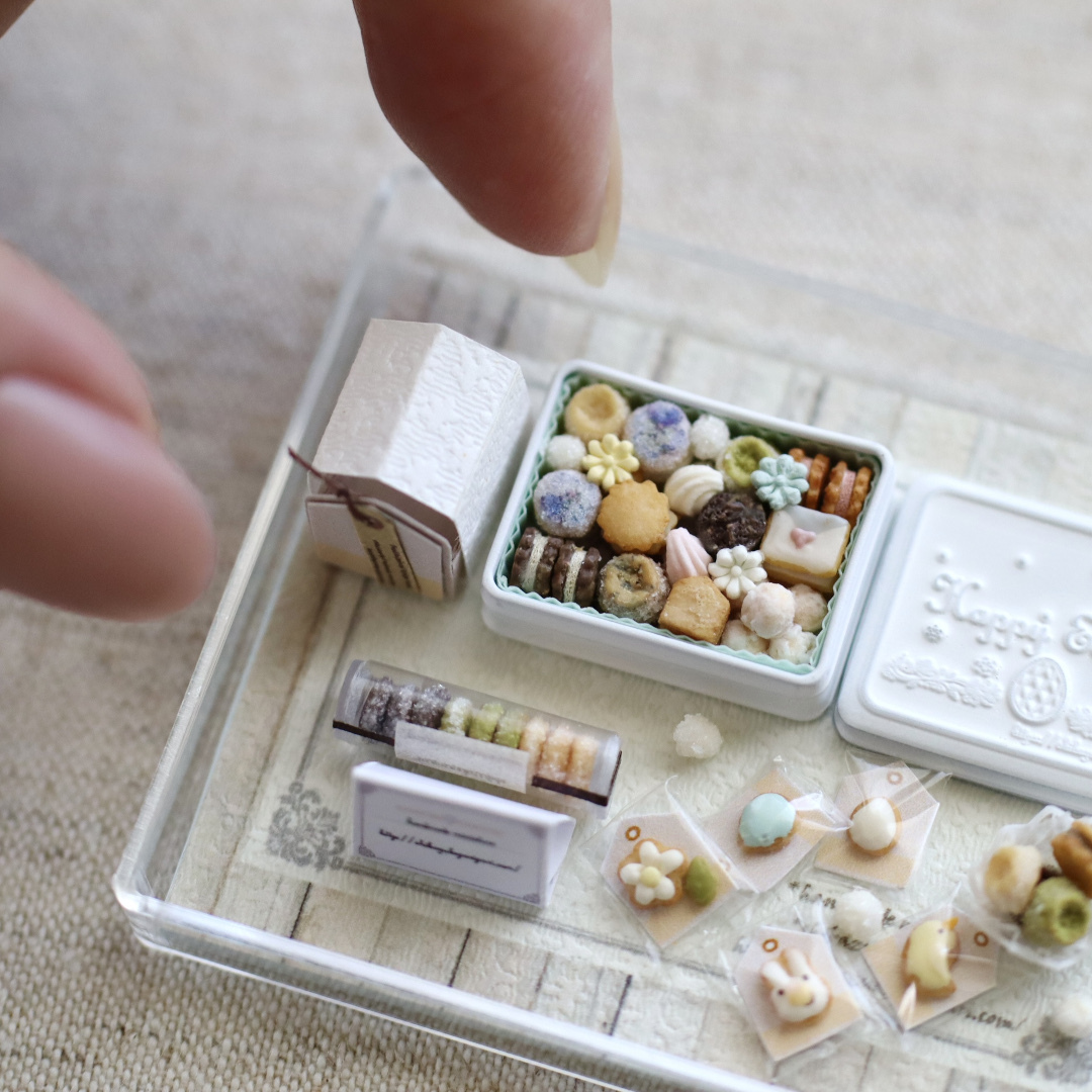 〓〓〓ミニチュア 春 クッキー缶 3.イースター ブルー ミニチュアフード 食品サンプル ハンドメイド ドールハウス ドール クッキー