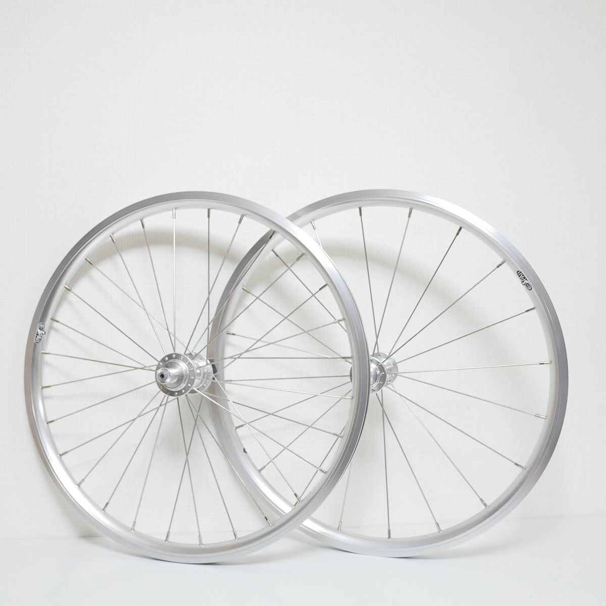 「201SW」COSPAII CLASSIC 20インチ ETRTO406 ホイールセット F100MM R135MM 美しいシルバー シールドベアリング 名古屋発