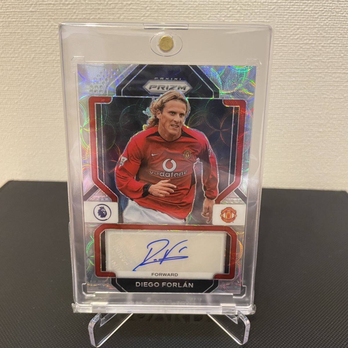 直筆サインカード2022-23 PANINI PRIZM PREMIER LEAGUE DIEGO FORLAN SCOPE AUTO_画像1