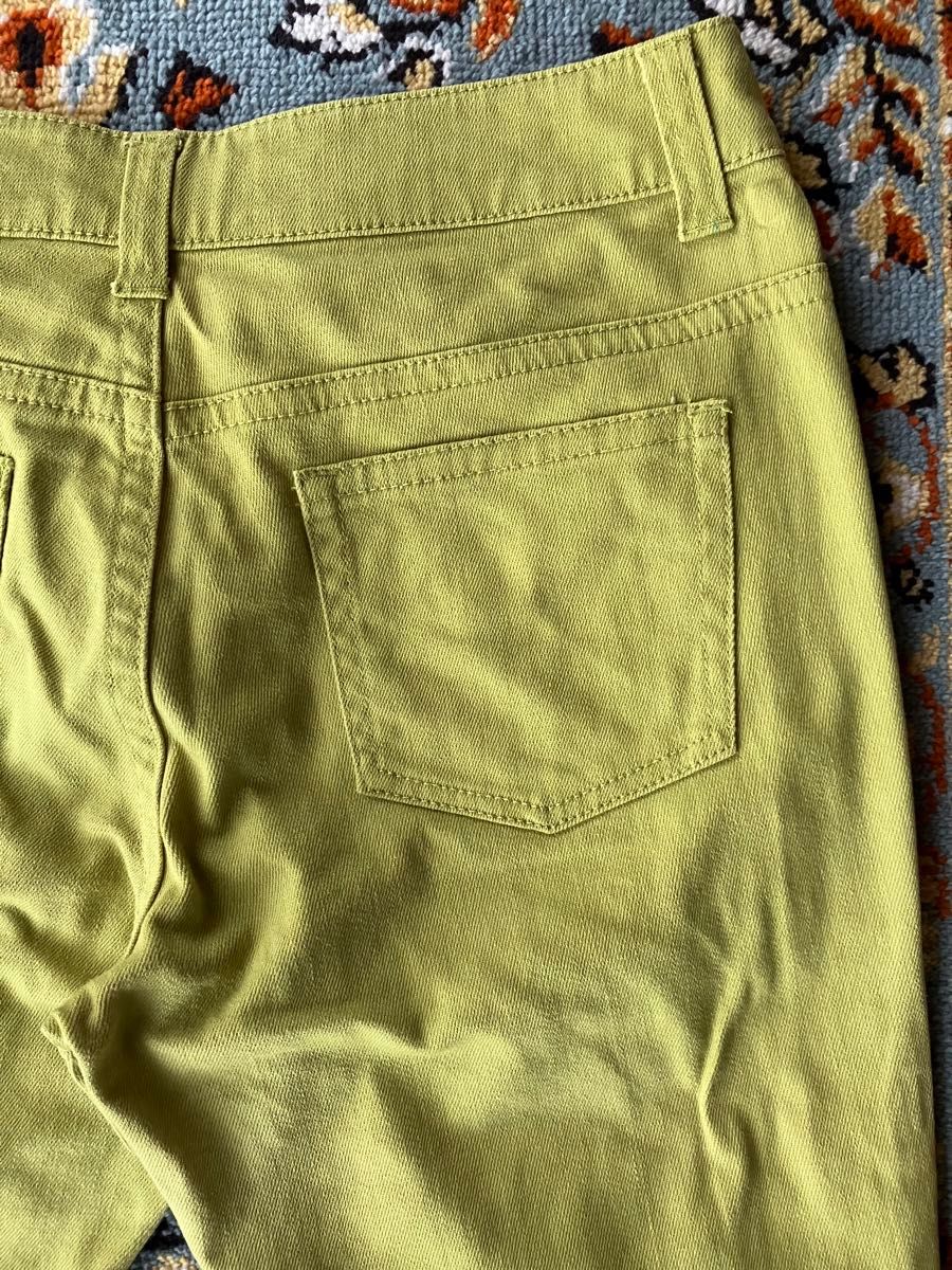 カラーパンツ　訳あり　カラージーンズ　　　　　　　　　　　LLサイズ  黄緑色