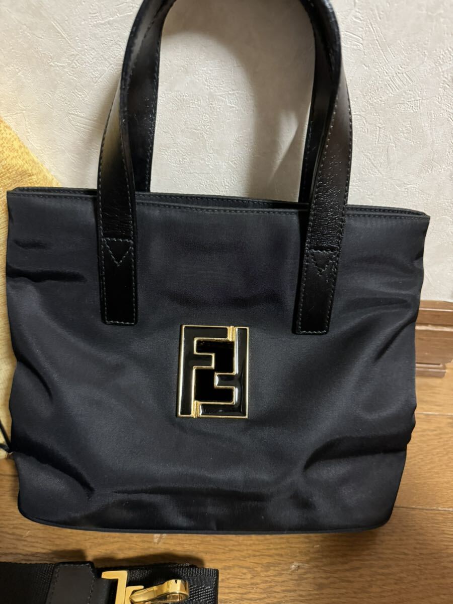 FENDI(フェンディ) 黒 ショルダーバッグ ハンドバッグ 2way 美品 _画像2