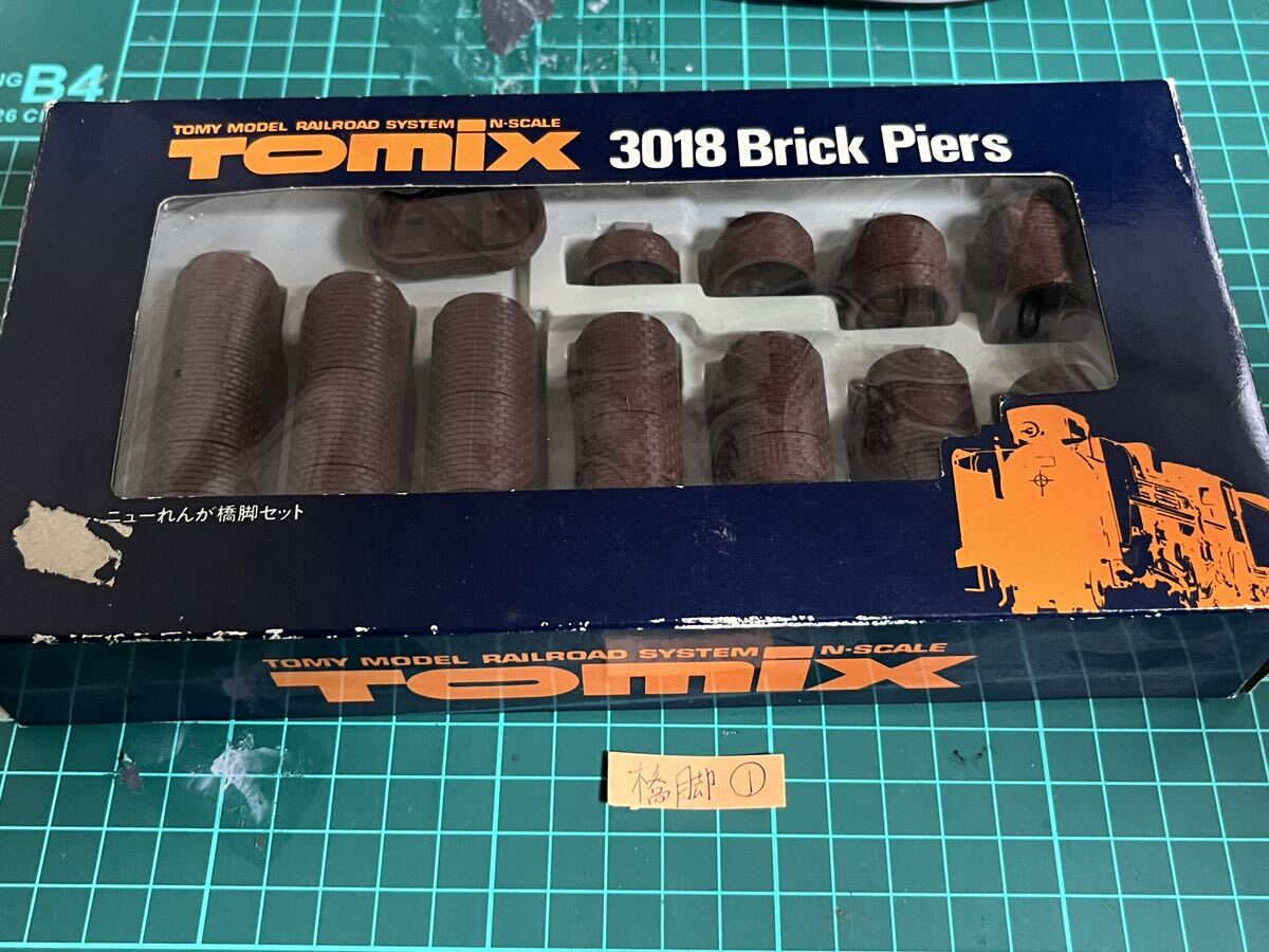 TOMIX れんが橋脚セット ジャンク 中古品 橋脚①_画像1