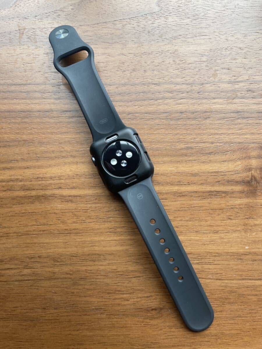 Apple Watch アップルウォッチ シリーズ３ A1858ブラックスポーツ 中古 38mm 送料無料の画像2