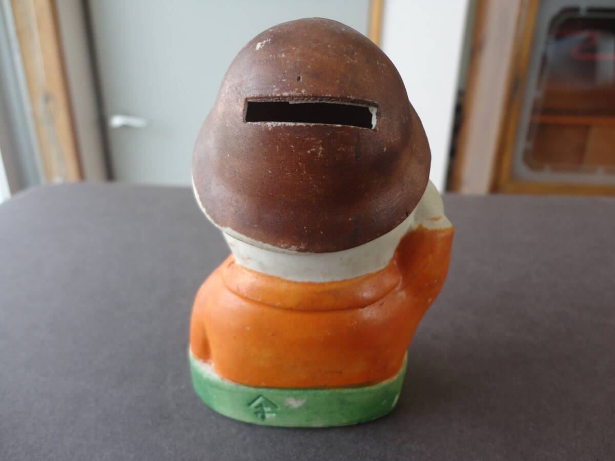  collector discharge goods :.. savings box ceramics made boy . war middle 
