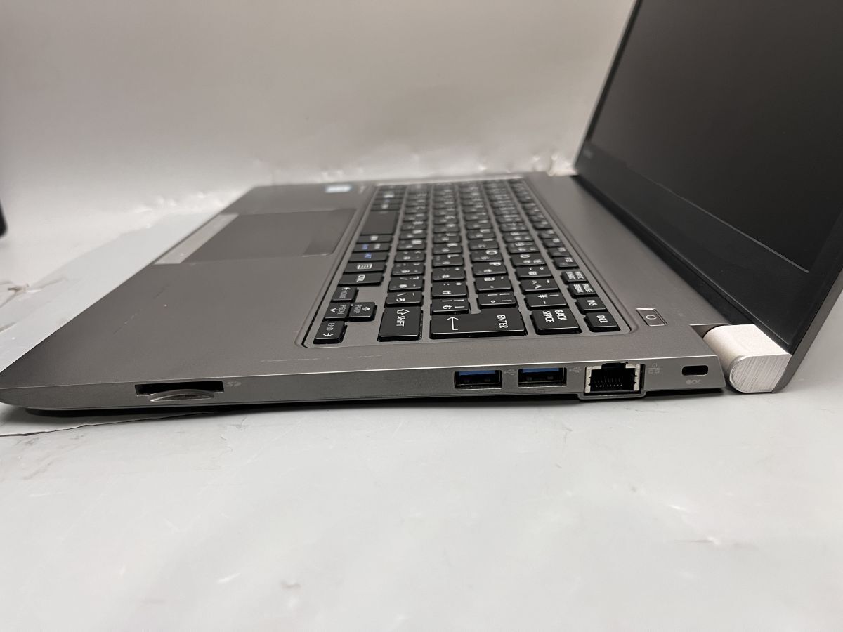 ★1円開始★第8世代★東芝 dynabook R63/M Core i7-8550U 8GB★現状引渡し★ストレージ/OS無★BIOS起動まで動作確認★バッテリ不良★_画像2