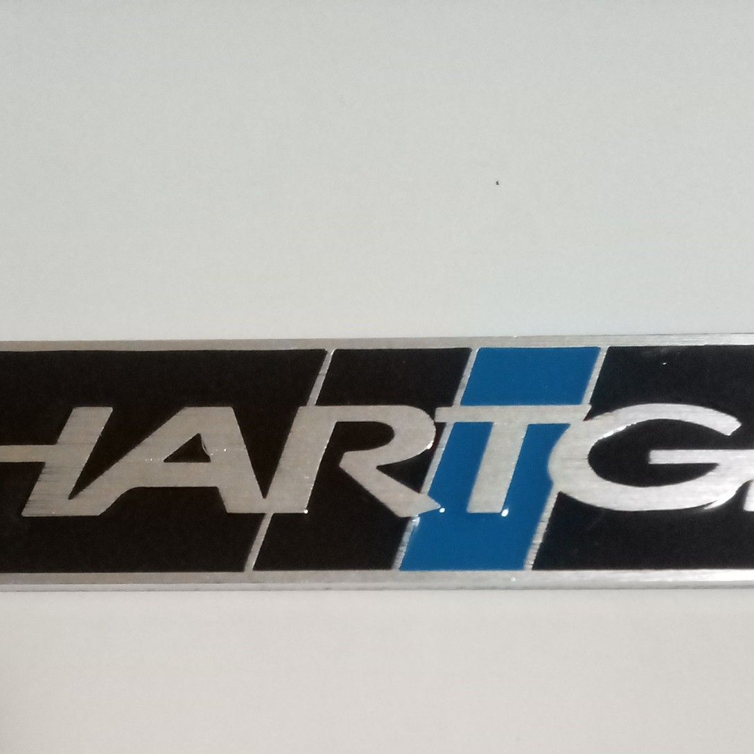 ○☆新品　長期保管期間　ハルトゲ　HARTGE プレート型　メタルエンブレム