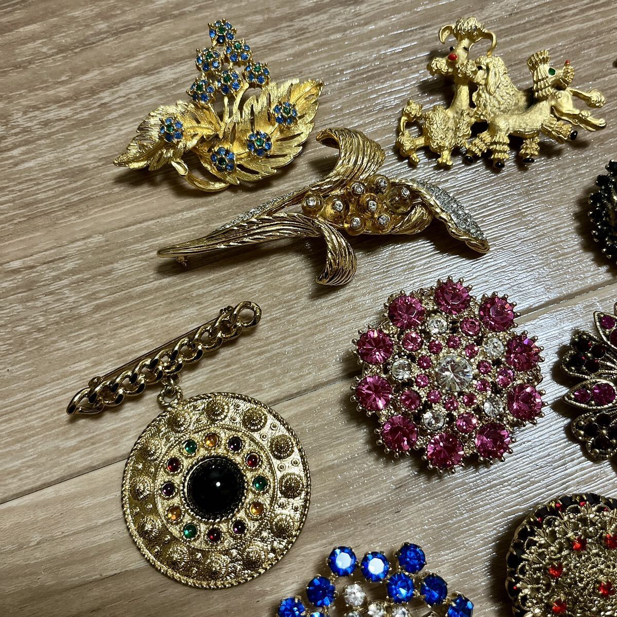 ヴィンテージアクセサリーまとめ売り vintage accessoriesブローチ 1円スタート オーストリア製 AUSTRIA 他セット売り 同梱可能の画像3