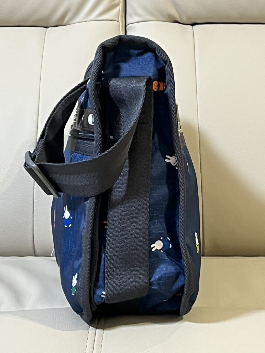 新品 レスポートサック LeSportsac 7507 DELUXE EVERYDAY BAG G726 ミッフィーアンドフレンズの画像4