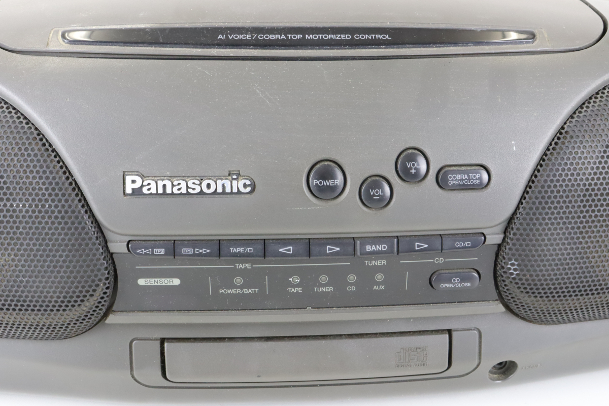 【通電確認OK】Panasonic RX-DT909 パナソニック Bi-AMP 4-DRIVE PORTABLE STEREO CD SYSTEM システムコンポ コード無し 008IDFIK44の画像4