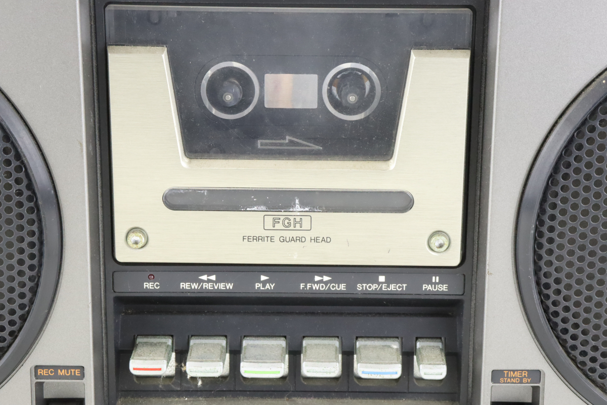 【通電確認OK】AIWA TPR-820 アイワ STEREO RADIO CASSETTE RECORDER ステレオ ラジオカセット ラジカセ 020IDFIK46_画像4