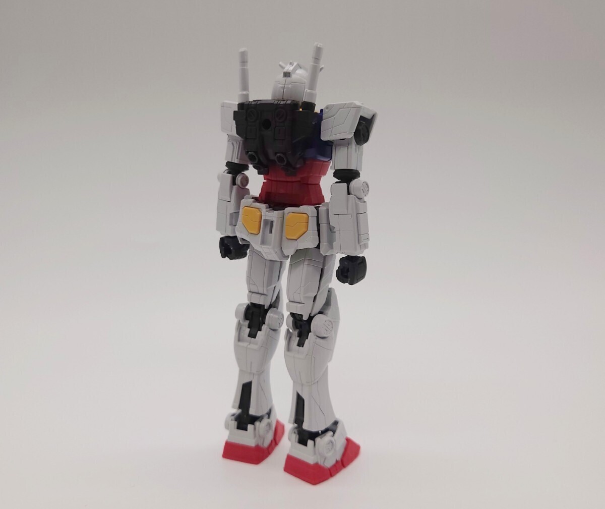 【組立済】1/144 RX-78F00 GUNDAM & G-DOCK　バンダイ ガンダム 機動戦士ガンダム ガンダムファクトリー横浜 ガンダムドック_画像10