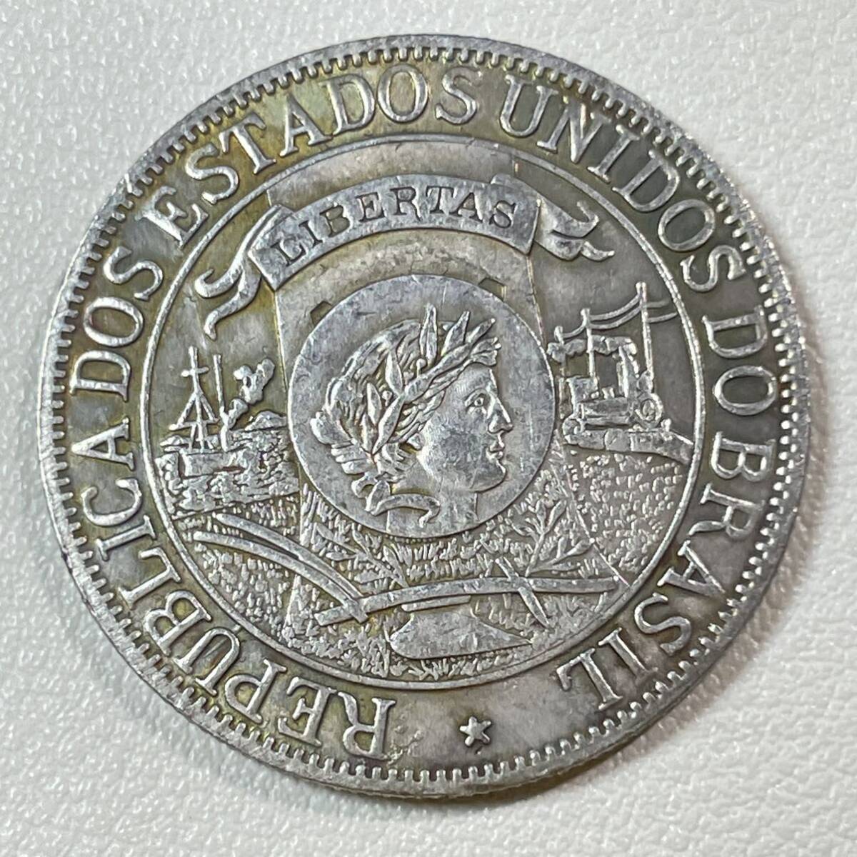 ブラジル 硬貨 古銭 ブラジル発見400周年記念 1900年 「ブラジルアメリカ合衆国共和国」銘 1000レイ 記念幣 コイン 重10.57g の画像1