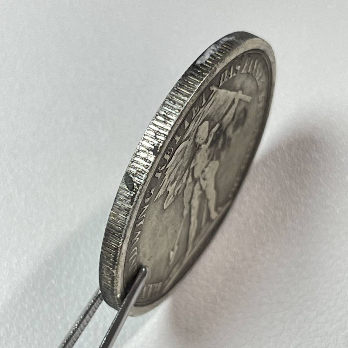 スイス 硬貨 古銭 ツーク射撃祭 1869年 ツーク州 騎士 オノ 旗 国章 記念幣 コイン 重23.18gの画像3