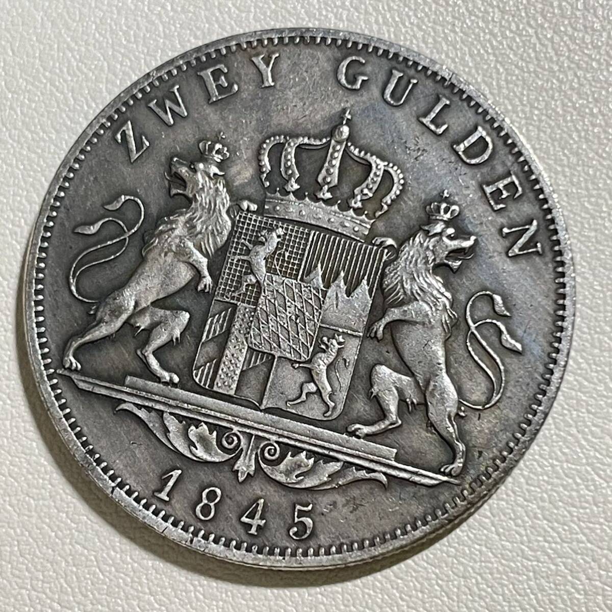 ドイツ 硬貨 古銭 バイエルン州 1845年 ルートヴィヒ1世 「ケーニヒ フォン バイエルン」銘 州章 ライオン クラウン コイン 重22.01g_画像1