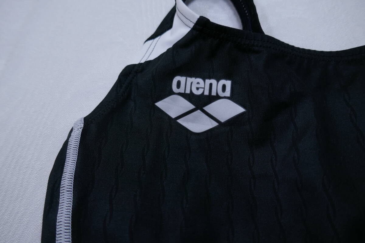 美品 arena アリーナ X-パイソン FINA承認 競泳水着 サイズL(11) FAR-2506WC ブラック＆ホワイトの画像3
