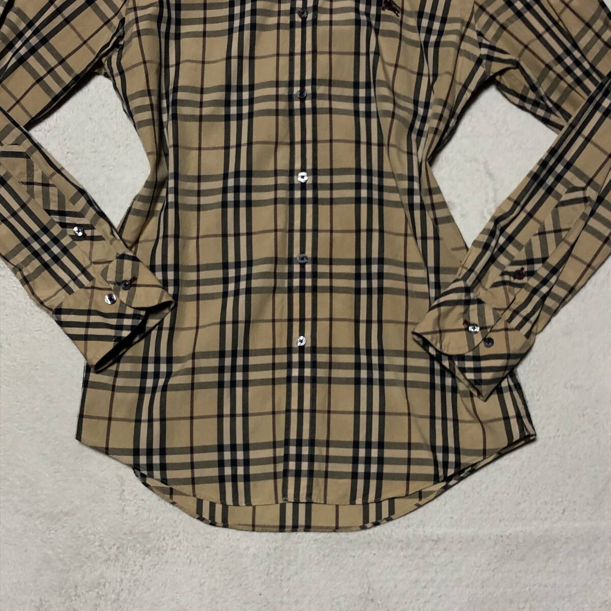 バーバリーブラックレーベル BURBERRY BLACK LABEL メガチェック ノバチェック 長袖シャツ ドレスシャツ ベージュ ホースロゴ刺 Sサイズ_画像3