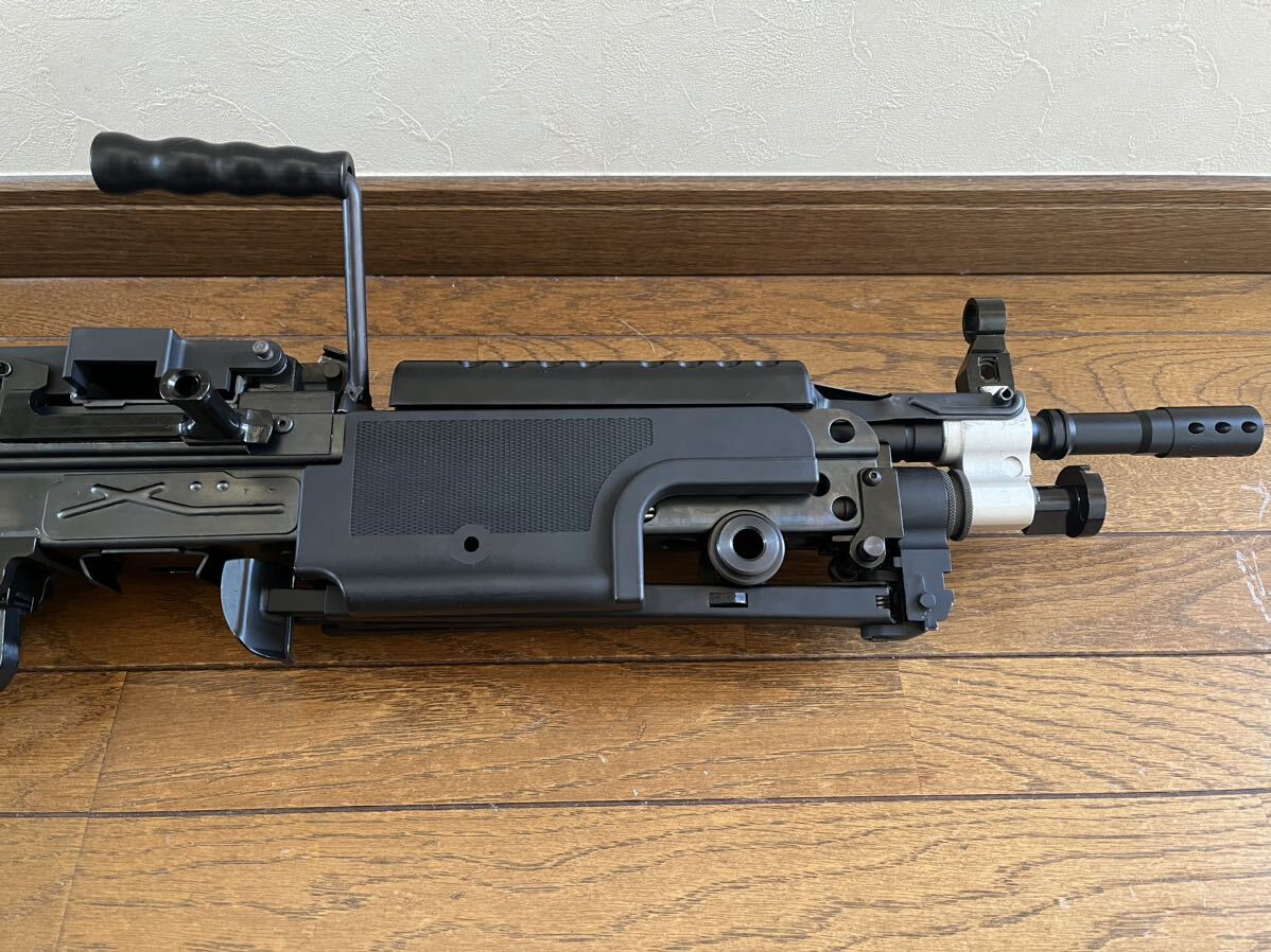 TOP M249 FN HERSTAL ミニミ MINIMI 軽機関銃 電動ガン 廃盤品 ジャンク 部品取りの画像6