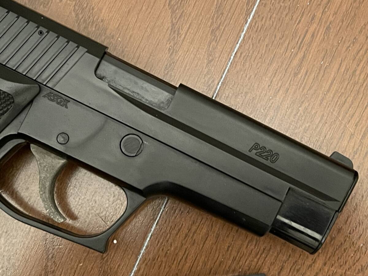 LS　エルエス　シグ　ザウエル　P220　SIG SAUER　エアガン　18歳以上　動作確認品　ジャンク扱い_画像5