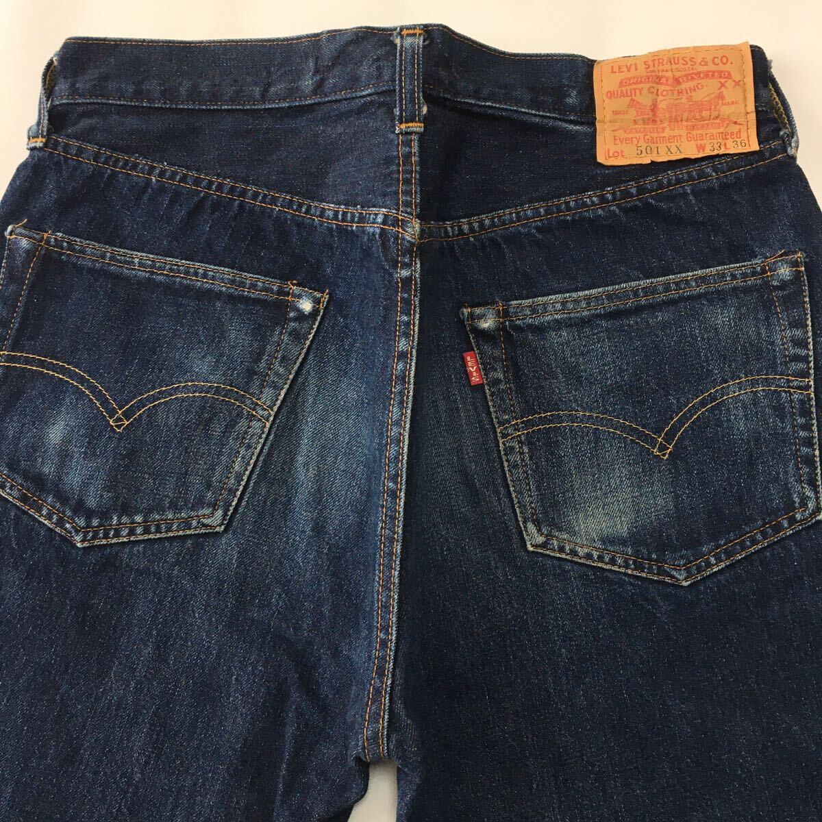 USA製Levi’sリーバイス501XXヴィンテージ復刻ジーンズ33デニムパンツメンズ赤耳 ビッグEバレンシア555アメリカ製紙パッチBIGE廃盤ジーパン